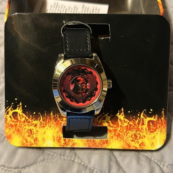Star Wars Darth Vader Watch official fan club tin - Picture 5 of 10